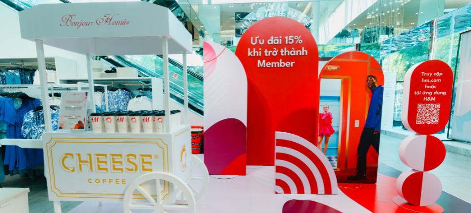 H&M Online Store Launch